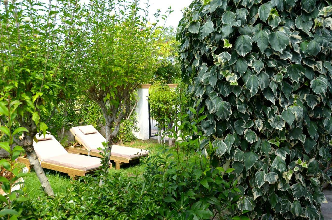 Kostas' Garden Apartment Рода Екстериор снимка